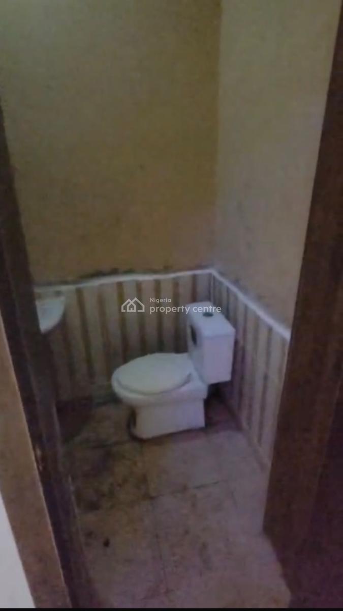 Studio Apartment with Kitchen, Bera Estate Chevron, Lekki Phase 2, Lekki, Lagos, Self Contain (single Rooms) for Rent