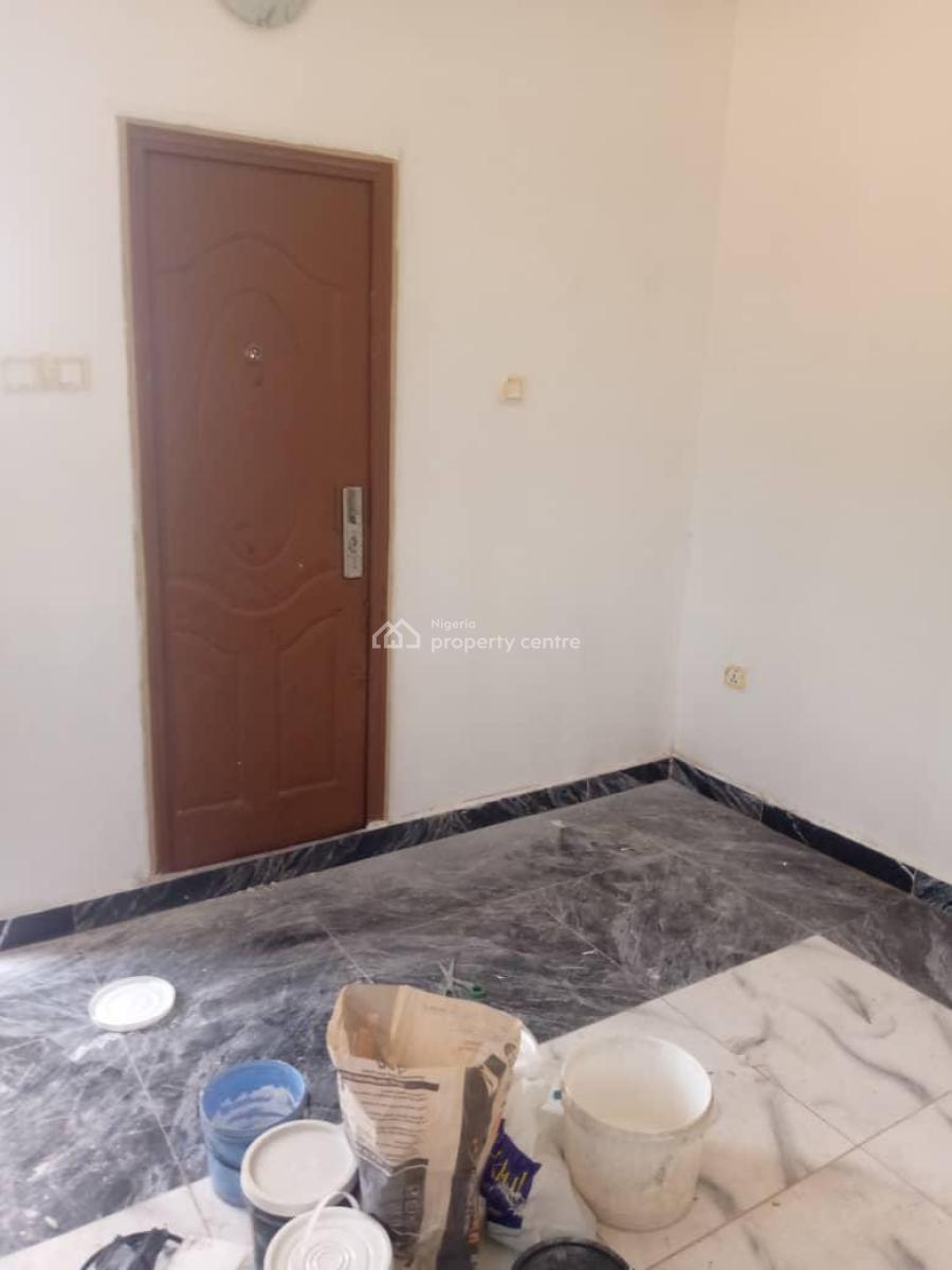 Cozy Miniflat to, New Road Gbetu, Awoyaya, Ibeju Lekki, Lagos, Mini Flat (room and Parlour) for Rent