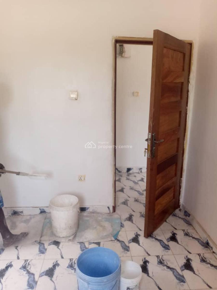 Cozy Miniflat to, New Road Gbetu, Awoyaya, Ibeju Lekki, Lagos, Mini Flat (room and Parlour) for Rent