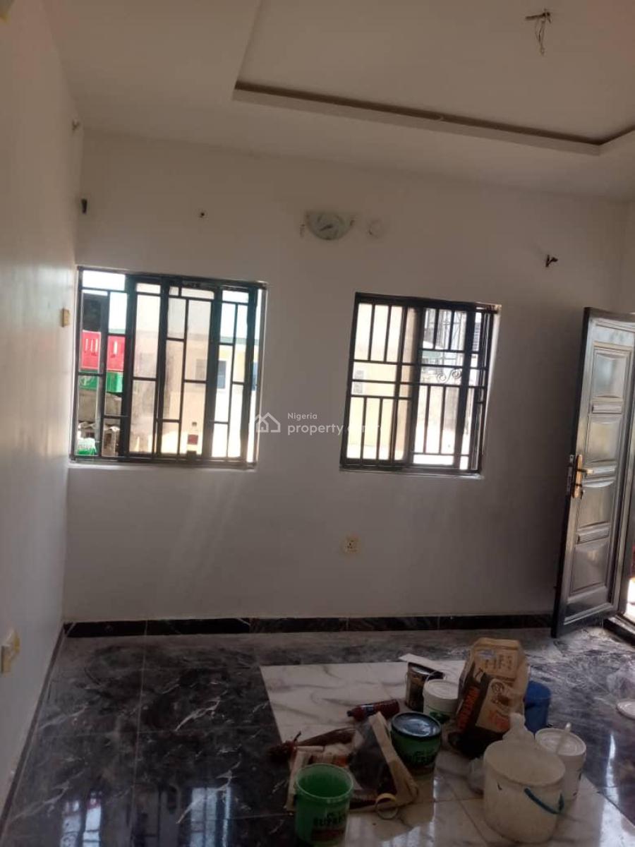 Cozy Miniflat to, New Road Gbetu, Awoyaya, Ibeju Lekki, Lagos, Mini Flat (room and Parlour) for Rent