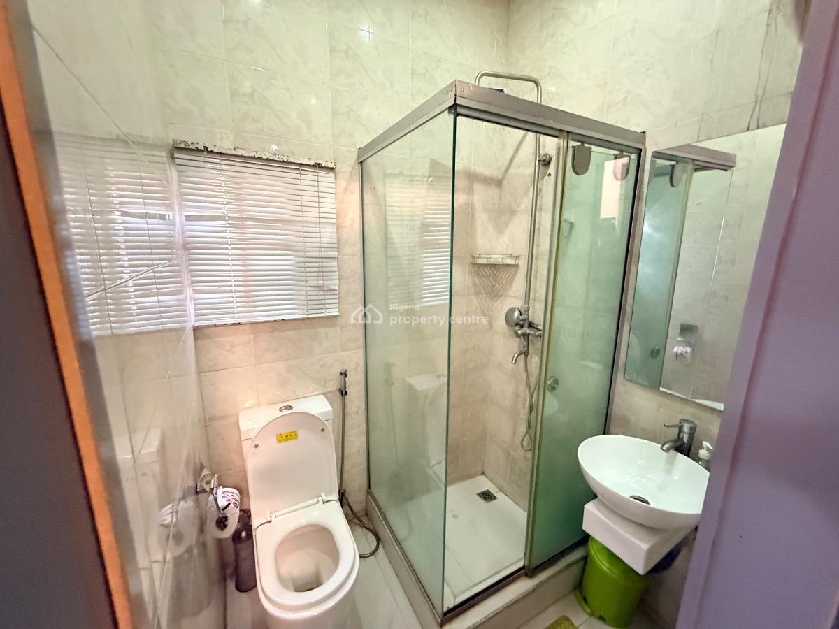 Standard Furnished and Serviced Mini Flat with Guest Toilet, Off Admiralty Way, Lekki Phase 1, Lekki, Lagos, Flat / Apartment for Rent
