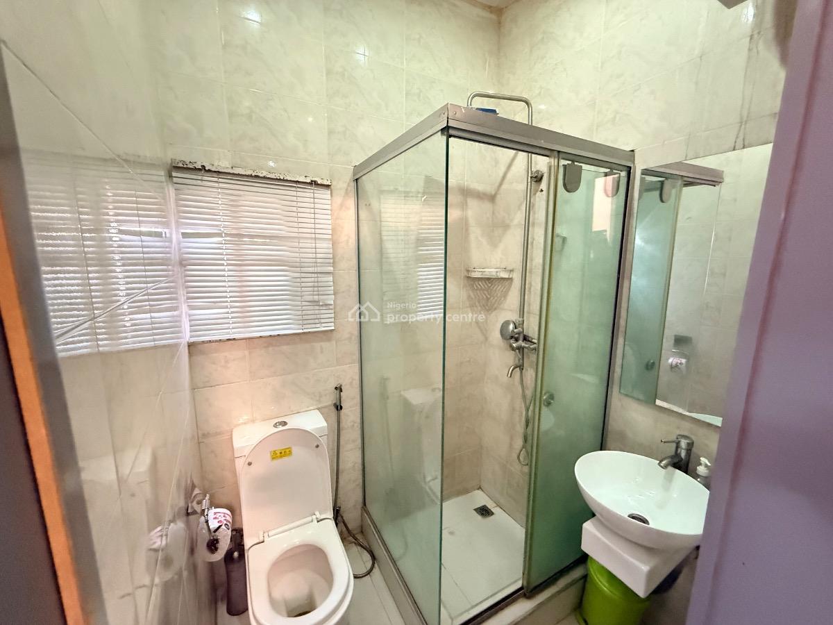 Standard Furnished and Serviced Mini Flat with Guest Toilet, Off Admiralty Way, Lekki Phase 1, Lekki, Lagos, Flat / Apartment for Rent