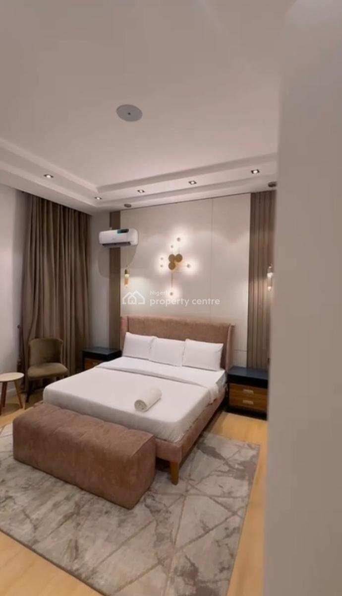 Well Furnished Serviced 3bed Waterfront with a Bq, Pool, Off Admiralty Way, Lekki Phase 1, Lekki, Lagos, Flat / Apartment for Rent