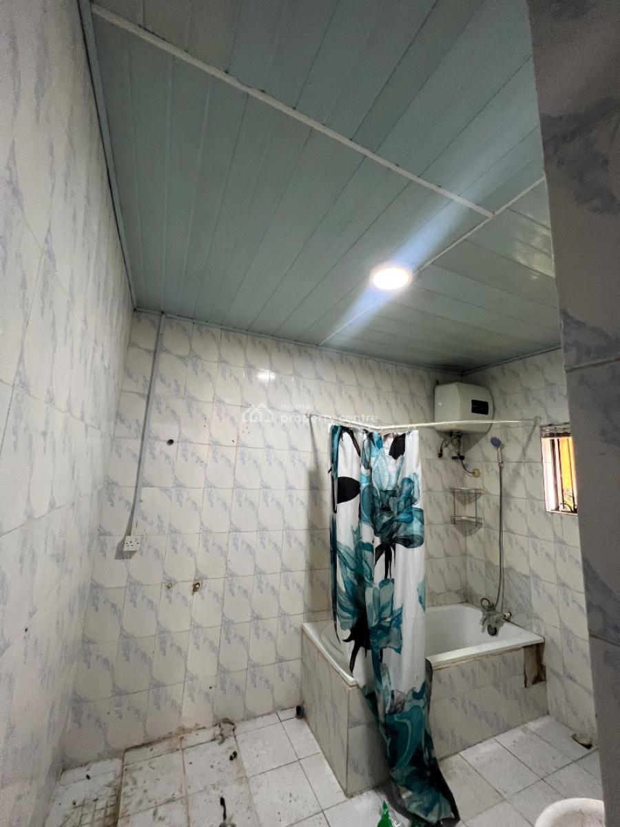 Cozy Room and Palour with Ample Private Space, Air Conditioner, Lekki Phase 1, Lekki, Lagos, Mini Flat (room and Parlour) for Rent