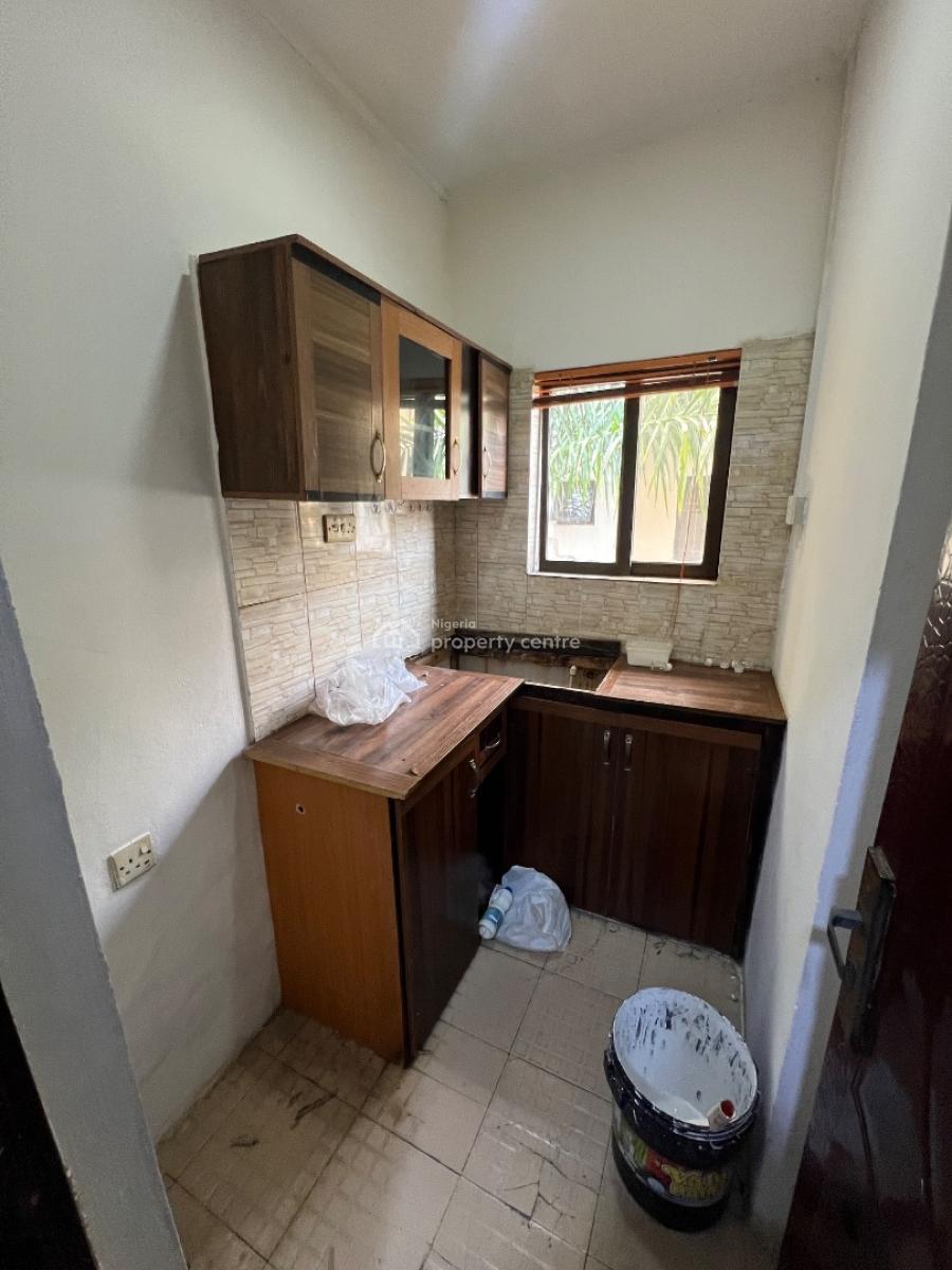 Cozy Room and Palour with Ample Private Space, Air Conditioner, Lekki Phase 1, Lekki, Lagos, Mini Flat (room and Parlour) for Rent