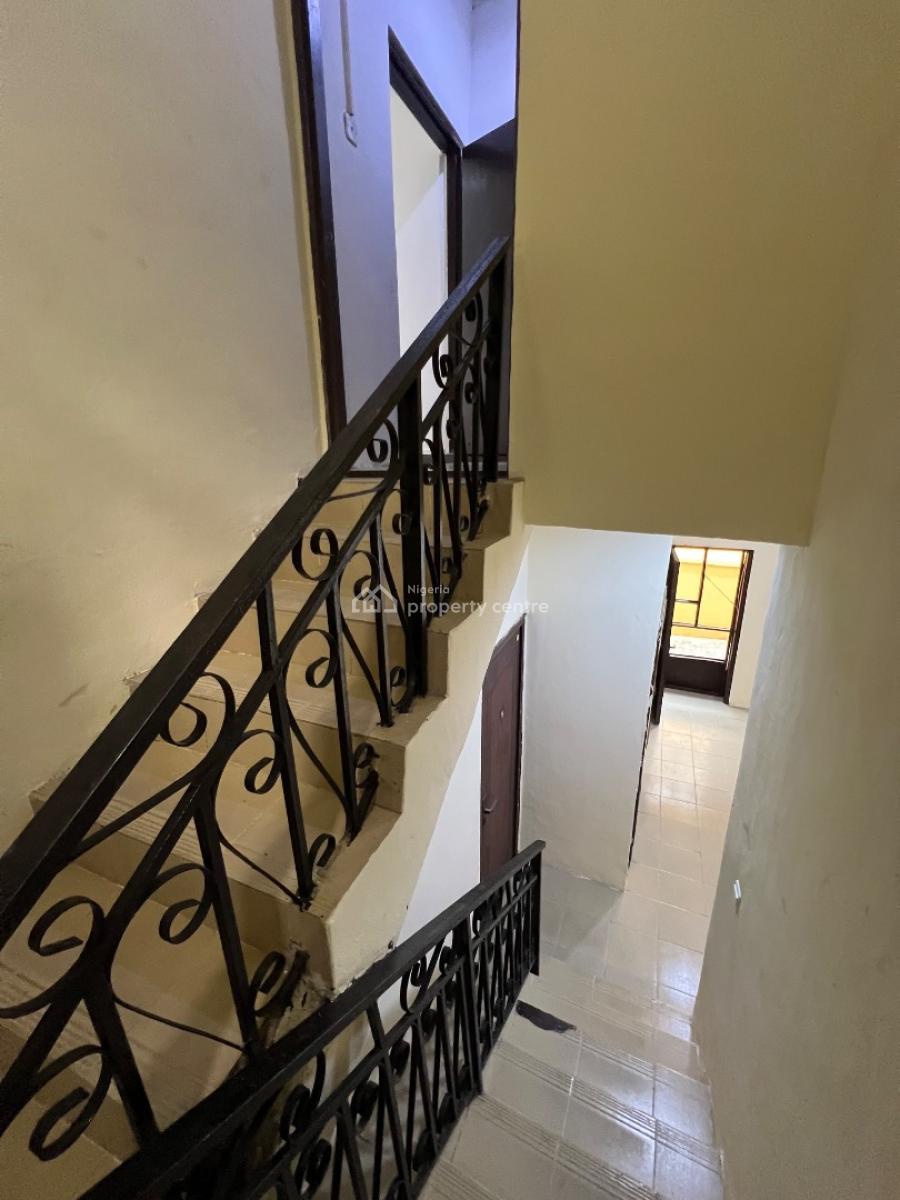 Cozy Room and Palour with Ample Private Space, Air Conditioner, Lekki Phase 1, Lekki, Lagos, Mini Flat (room and Parlour) for Rent