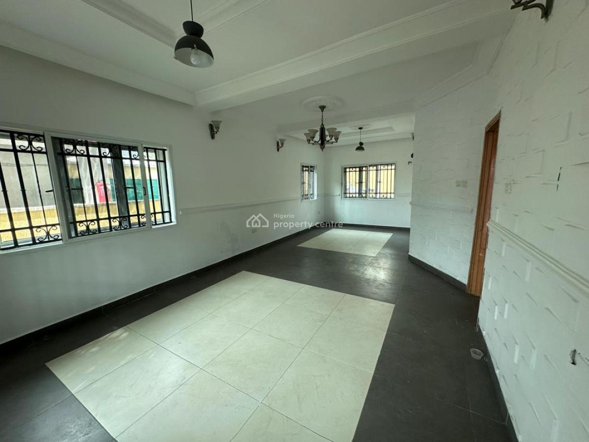 4 Bedroom Terrace House with 1-room Boys Quarters, Platinum Way, Osapa, Lekki, Lagos, Terraced Duplex for Rent