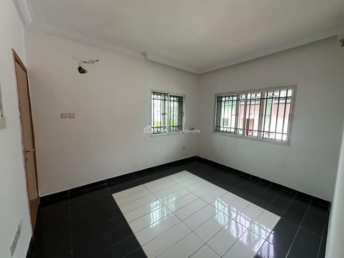 4 Bedroom Terrace House with 1-room Boys Quarters, Platinum Way, Osapa, Lekki, Lagos, Terraced Duplex for Rent