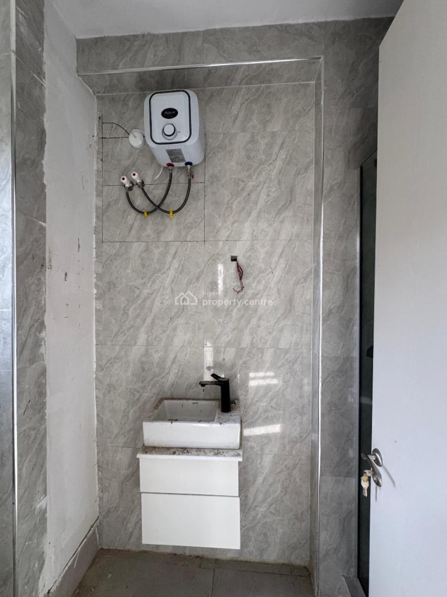 Solid 2 Bedroom Apartment, Ikate, Lekki, Lagos, Flat / Apartment for Sale