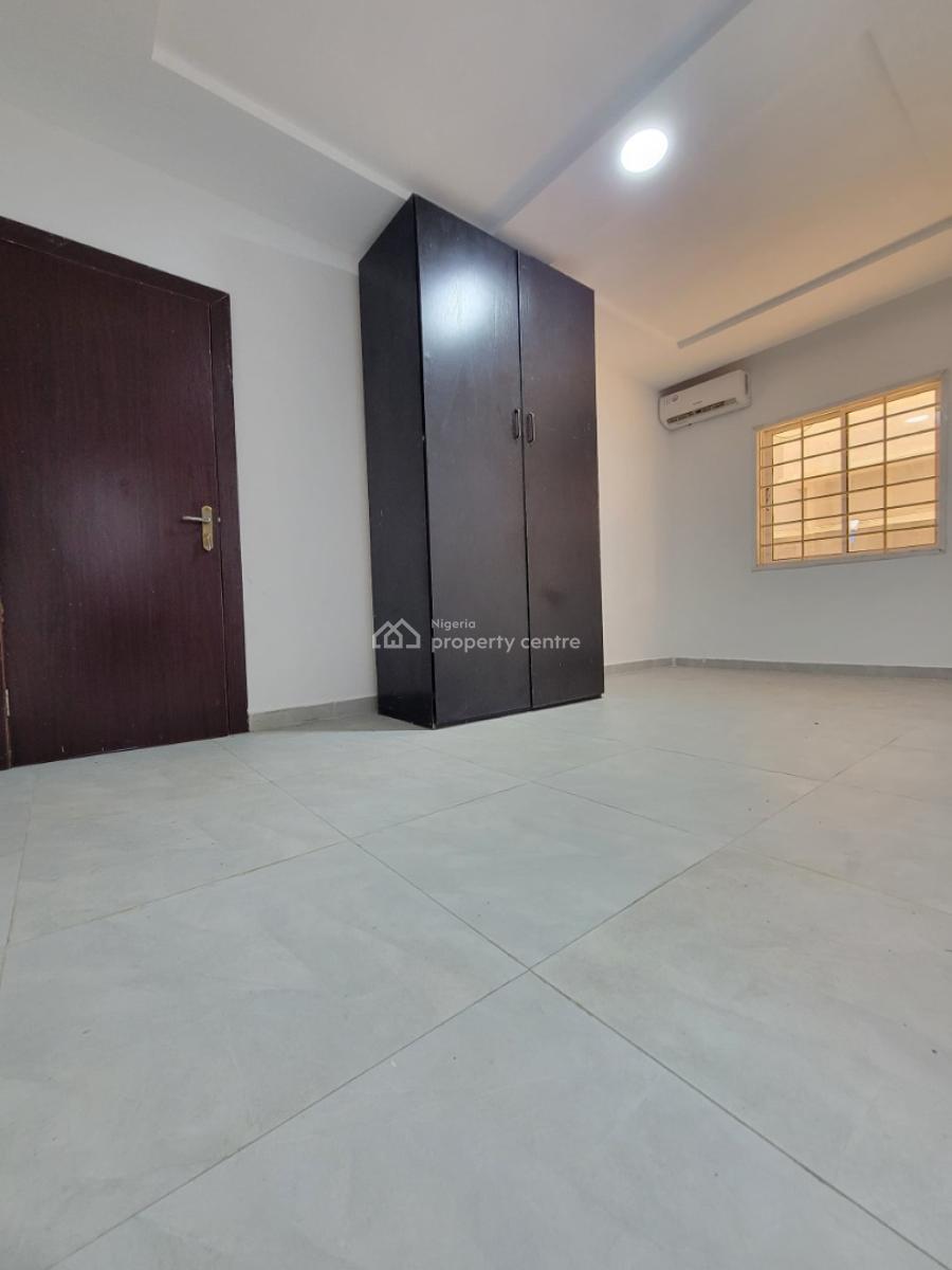 Sharp and Clean 2 Bedroom Apartment, Orchid Road, Lekki, Lagos, Flat / Apartment for Rent