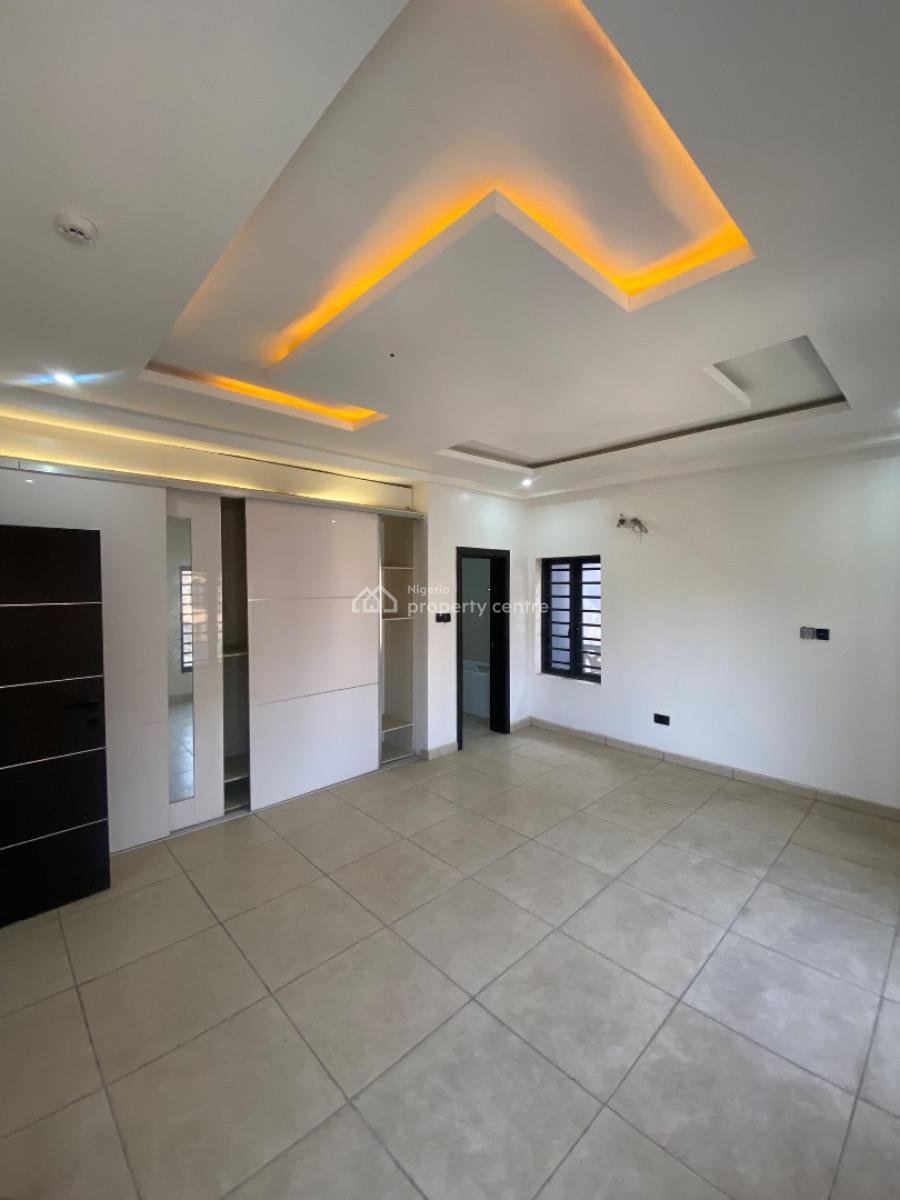 Lovely 4 Bed Terrace with Inverter and Gen, Ilasan, Ikate, Lekki, Lagos, Terraced Duplex for Sale