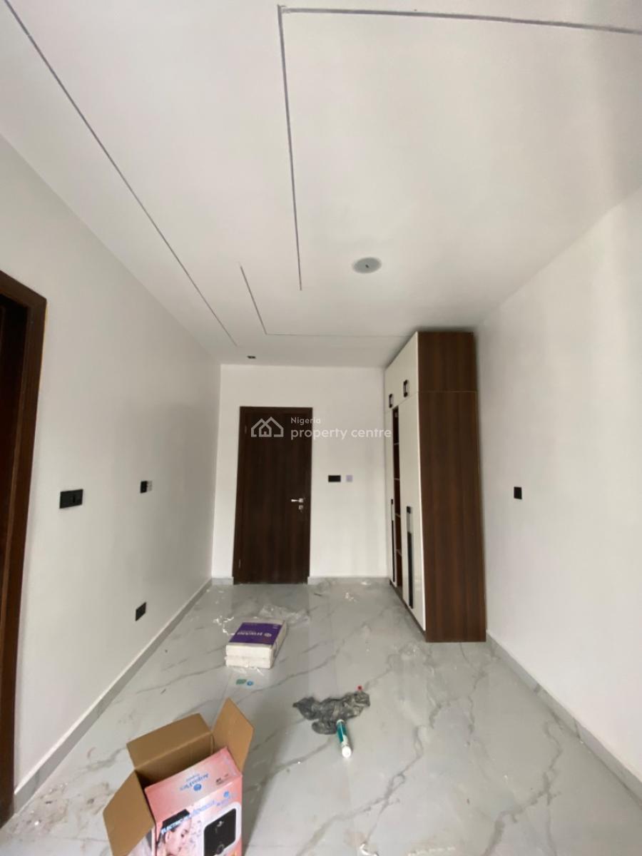 2 Bedroom Apartment, Ikate, Ikate, Lekki, Lagos, Block of Flats for Sale