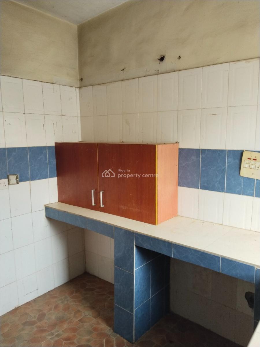 Very Neat 3 Bedroom Flat with Master Bedroom and Visitors Toilet, Oreyo Off Igbe Road, Igbogbo, Ikorodu, Lagos, Flat / Apartment for Rent