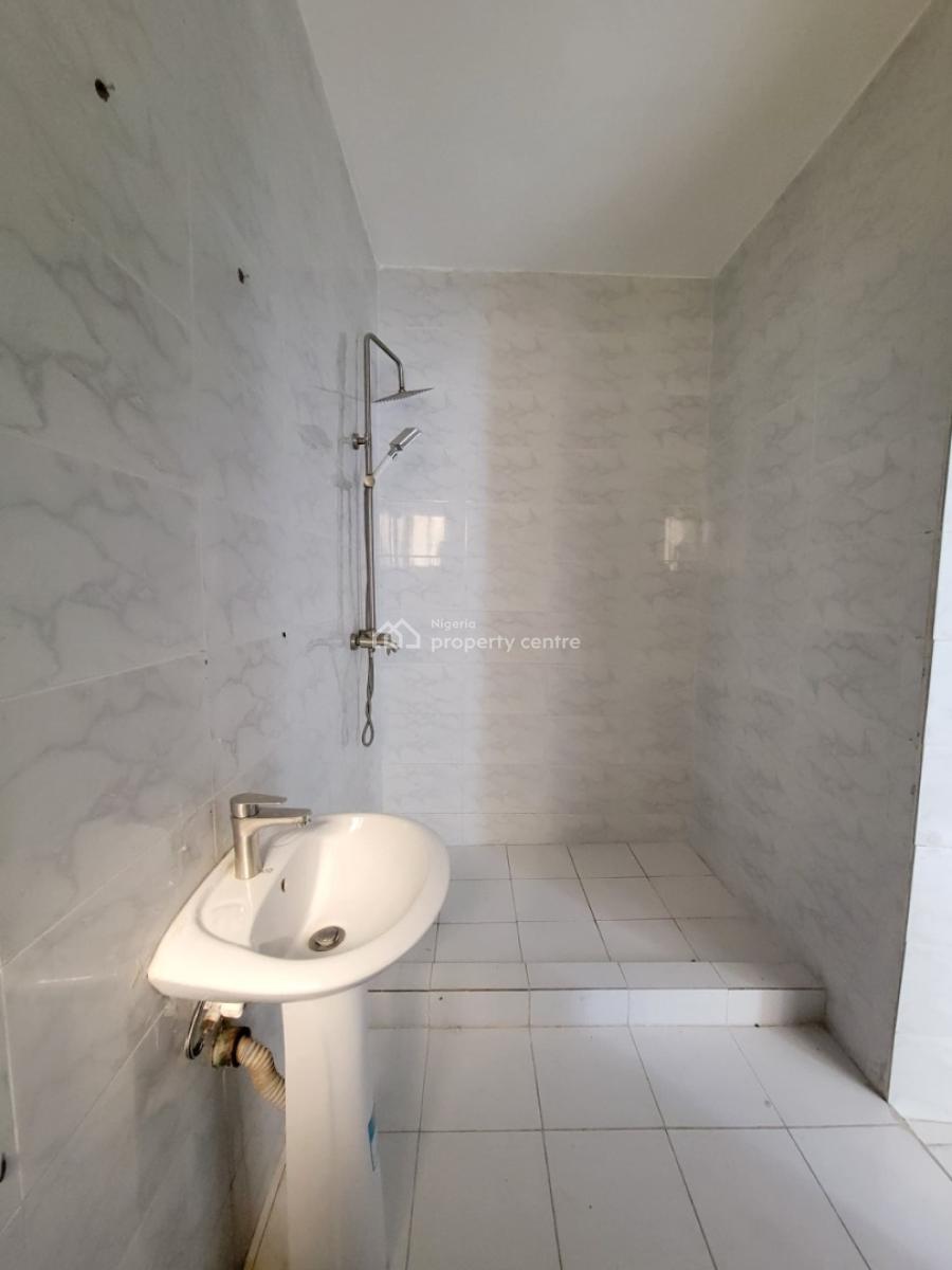 Luxurious and Spacious 2bedroom Apartment, Orchid Road, Lekki, Lagos, Flat / Apartment for Sale