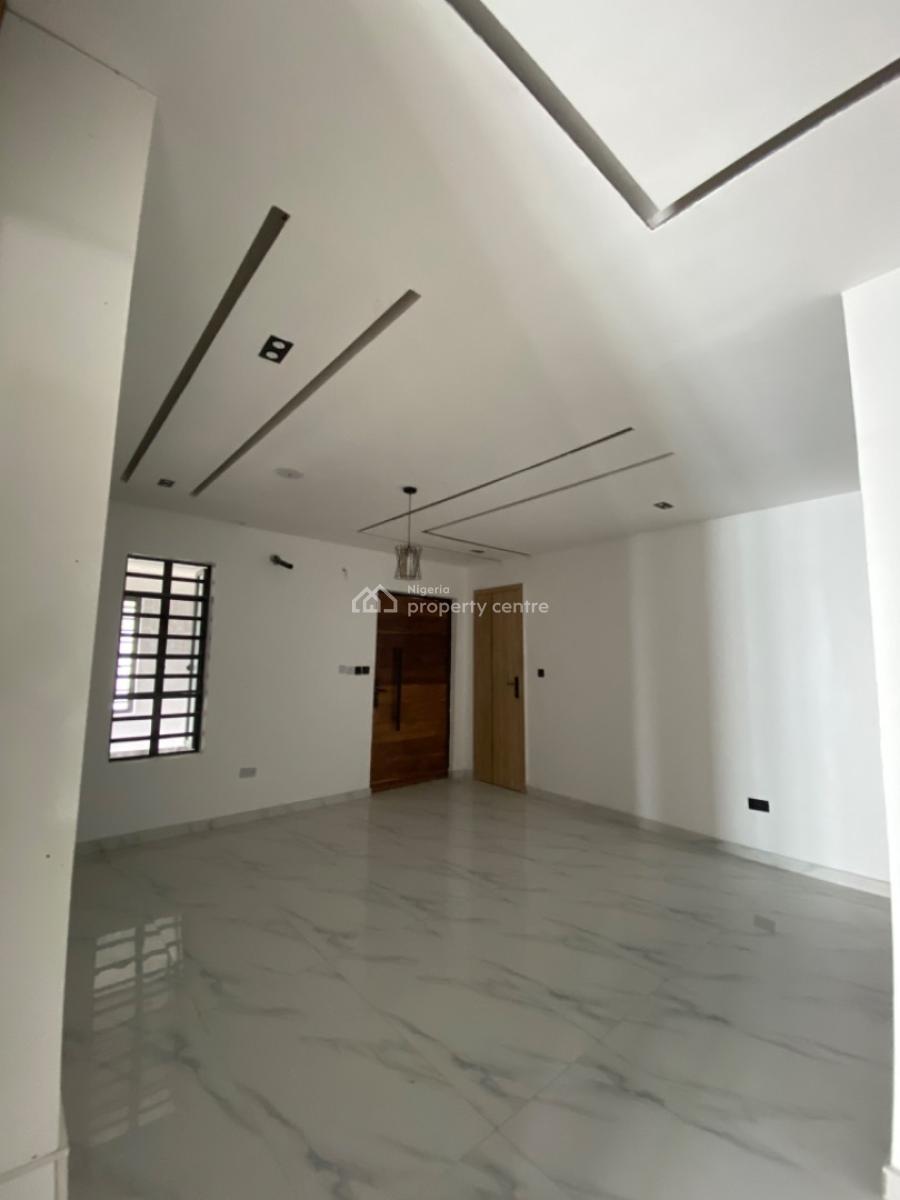 2 Bedroom Apartment, Ikate, Ikate, Lekki, Lagos, Block of Flats for Sale