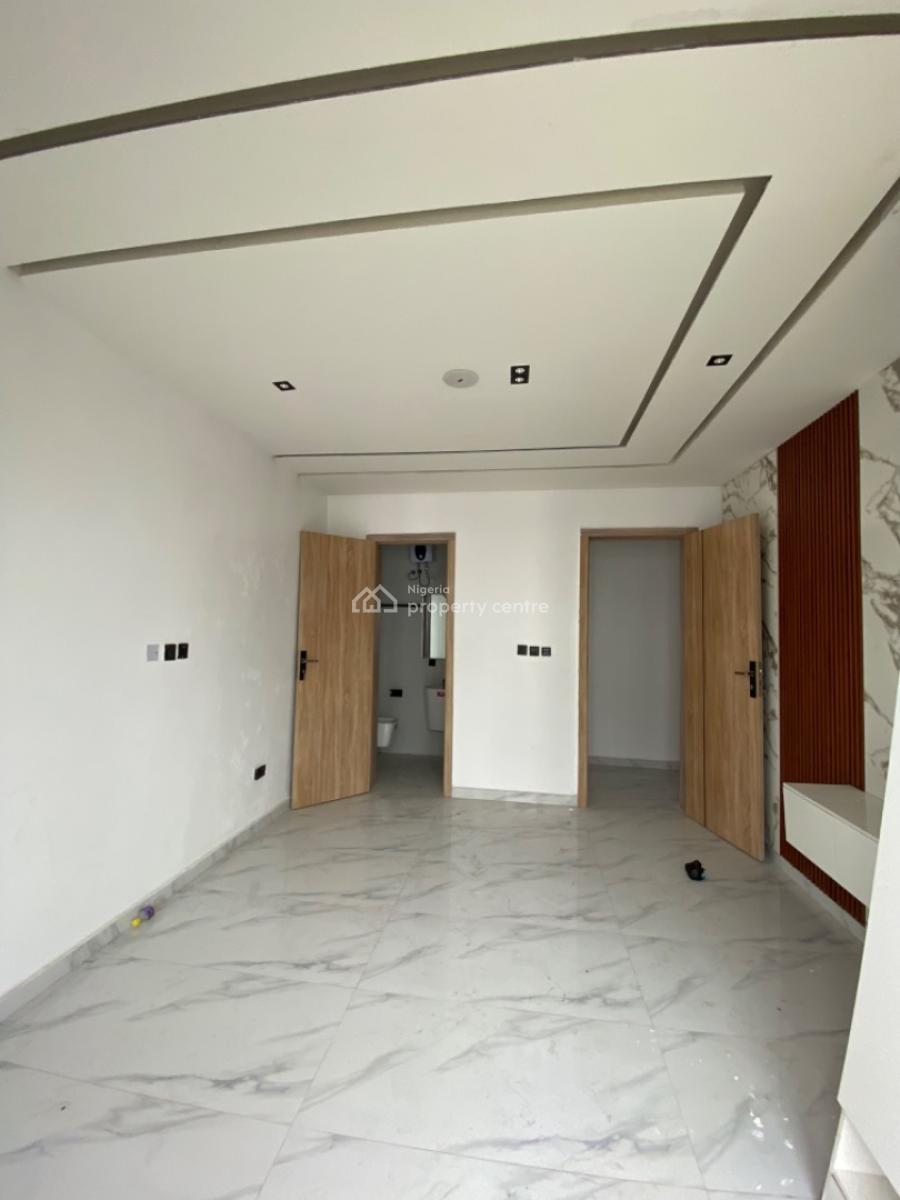 2 Bedroom Apartment, Ikate, Ikate, Lekki, Lagos, Block of Flats for Sale