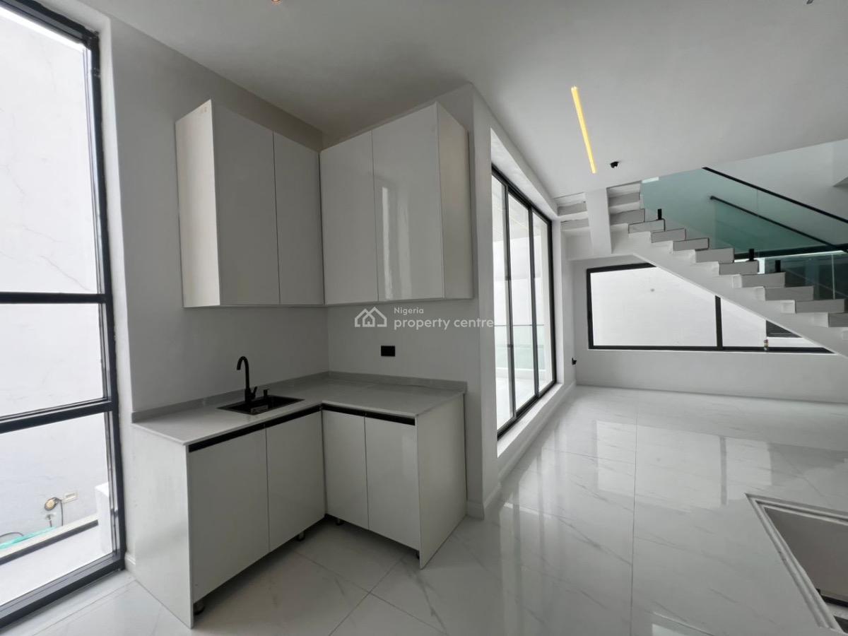 Magnificent 5 Bedroom House with Top-level Finishes., Lekki, Lagos, House for Sale