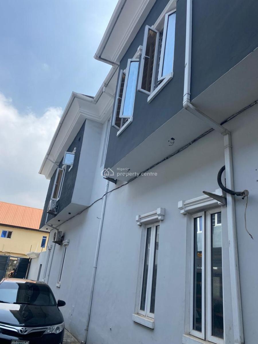 Neat 2 Bedroom Flat at Therra Annex Sangotedo Ajah Lekki, Therra Annex, Ajah, Lagos, Flat / Apartment for Rent