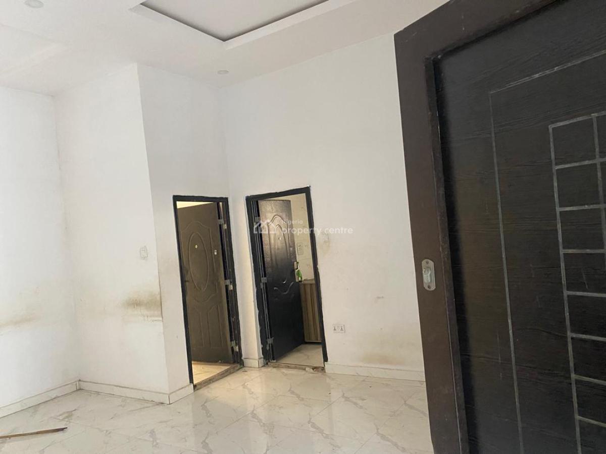 Neat 2 Bedroom Flat at Therra Annex Sangotedo Ajah Lekki, Therra Annex, Ajah, Lagos, Flat / Apartment for Rent