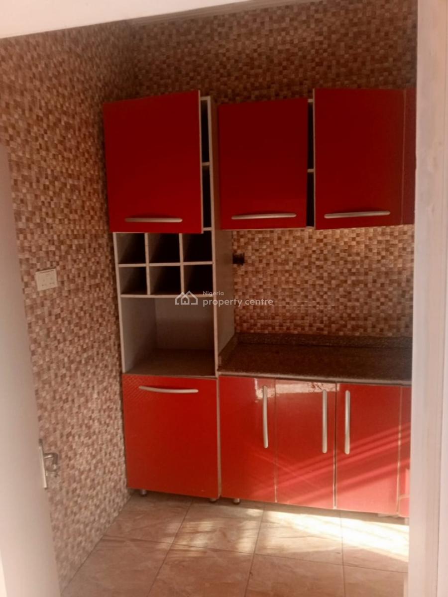 2 Bedroom Flat, Royal Garden Estate, Ajah, Lagos, Flat / Apartment for Rent
