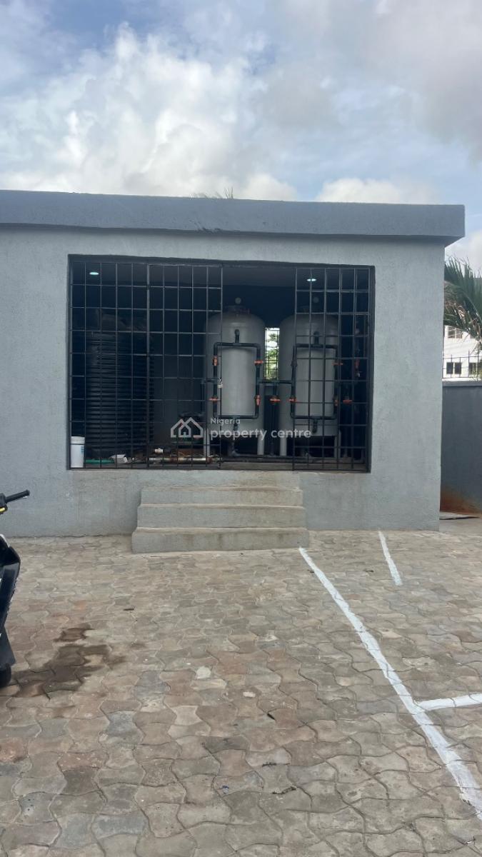 Spacious 3 Bedroom Apartment, Lekki Phase 1, Lekki, Lagos, Flat / Apartment for Rent