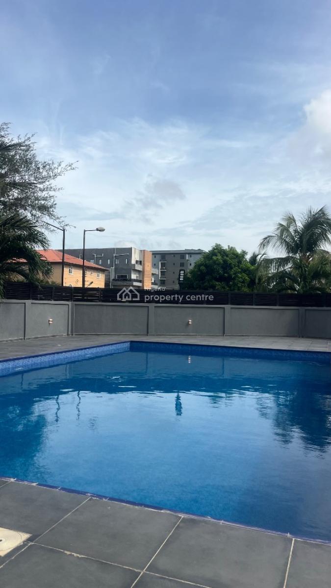 Spacious 3 Bedroom Apartment, Lekki Phase 1, Lekki, Lagos, Flat / Apartment for Rent