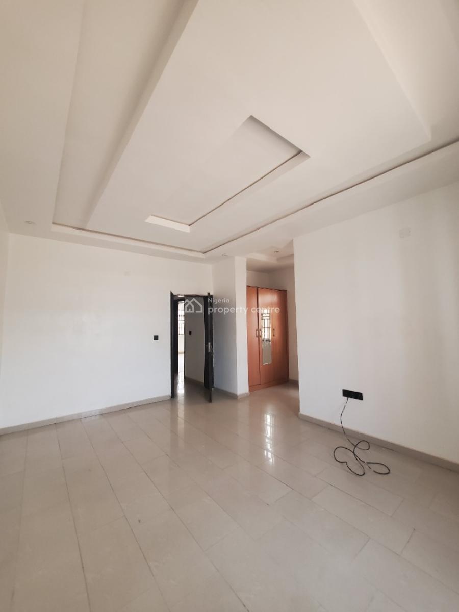 *superluxury Serviced 3bedroom Comes with  Central  Generator, Games Village, Kaura, Abuja, Flat / Apartment for Rent