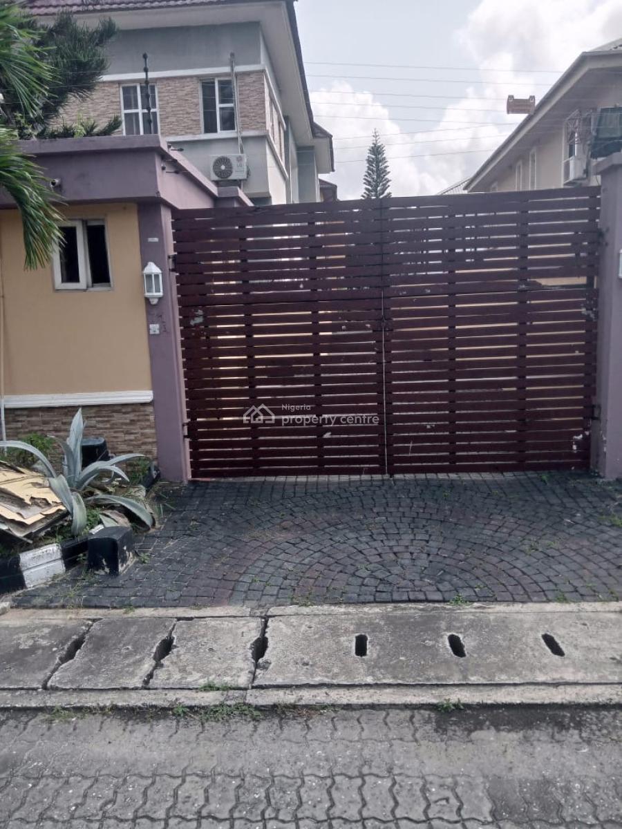 Spacious 5-bedroom, Victoria Garden City, Lekki, Lagos, Detached Duplex for Rent