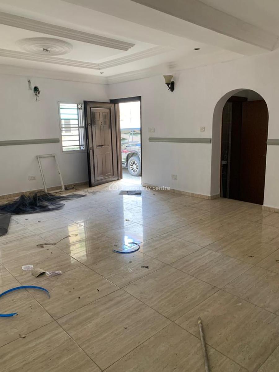 Neat 4 Bedroom Terrace Duplex, Osapa, Lekki, Lagos, Terraced Duplex for Rent