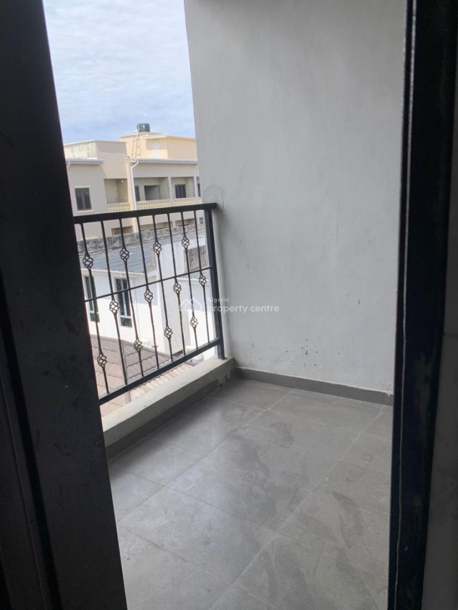 Spacious 3 Bedroom Apartment, Osapa, Lekki, Lagos, Flat / Apartment for Rent