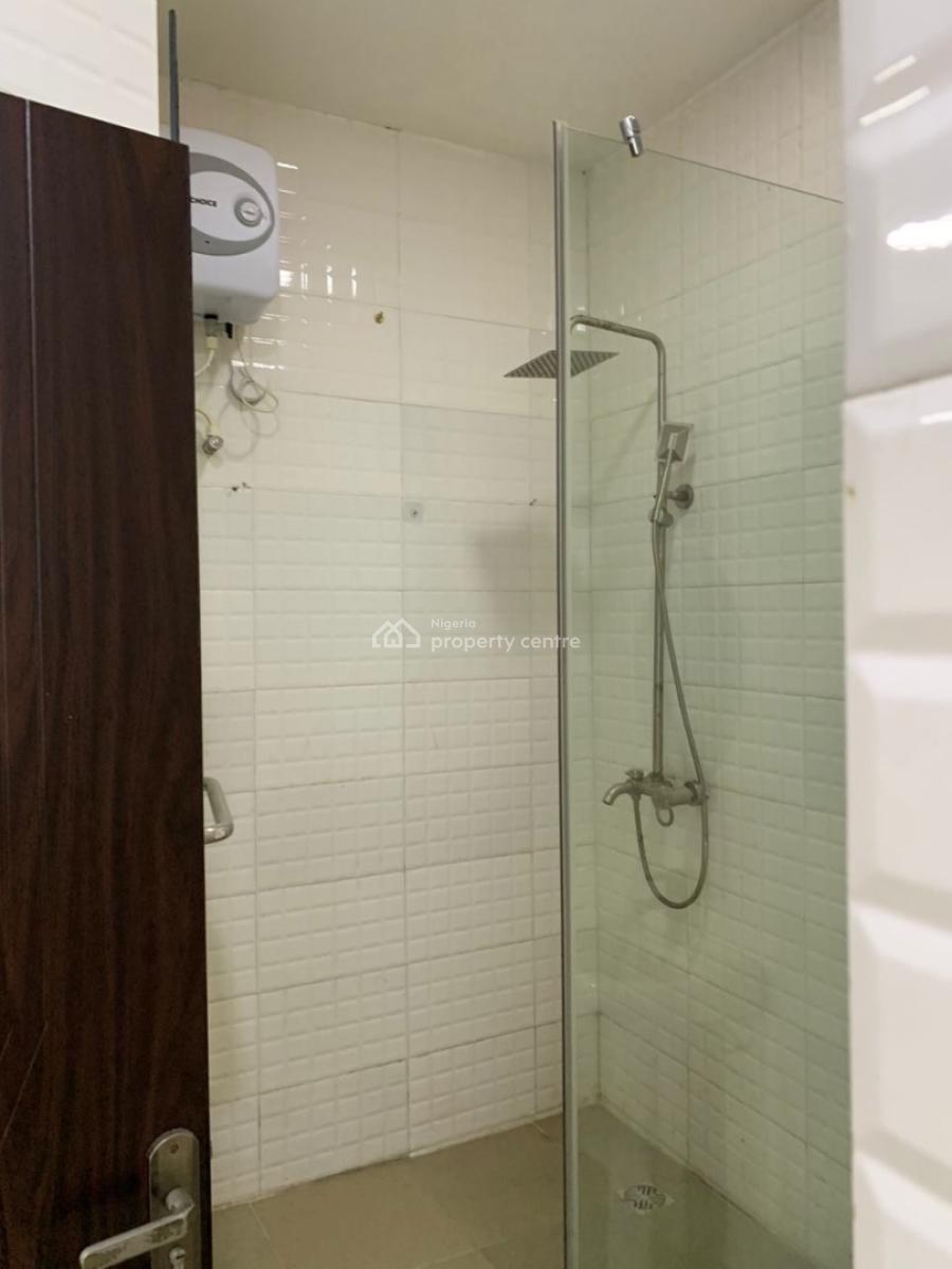 Spacious 3 Bedroom Apartment, Osapa, Lekki, Lagos, Flat / Apartment for Rent