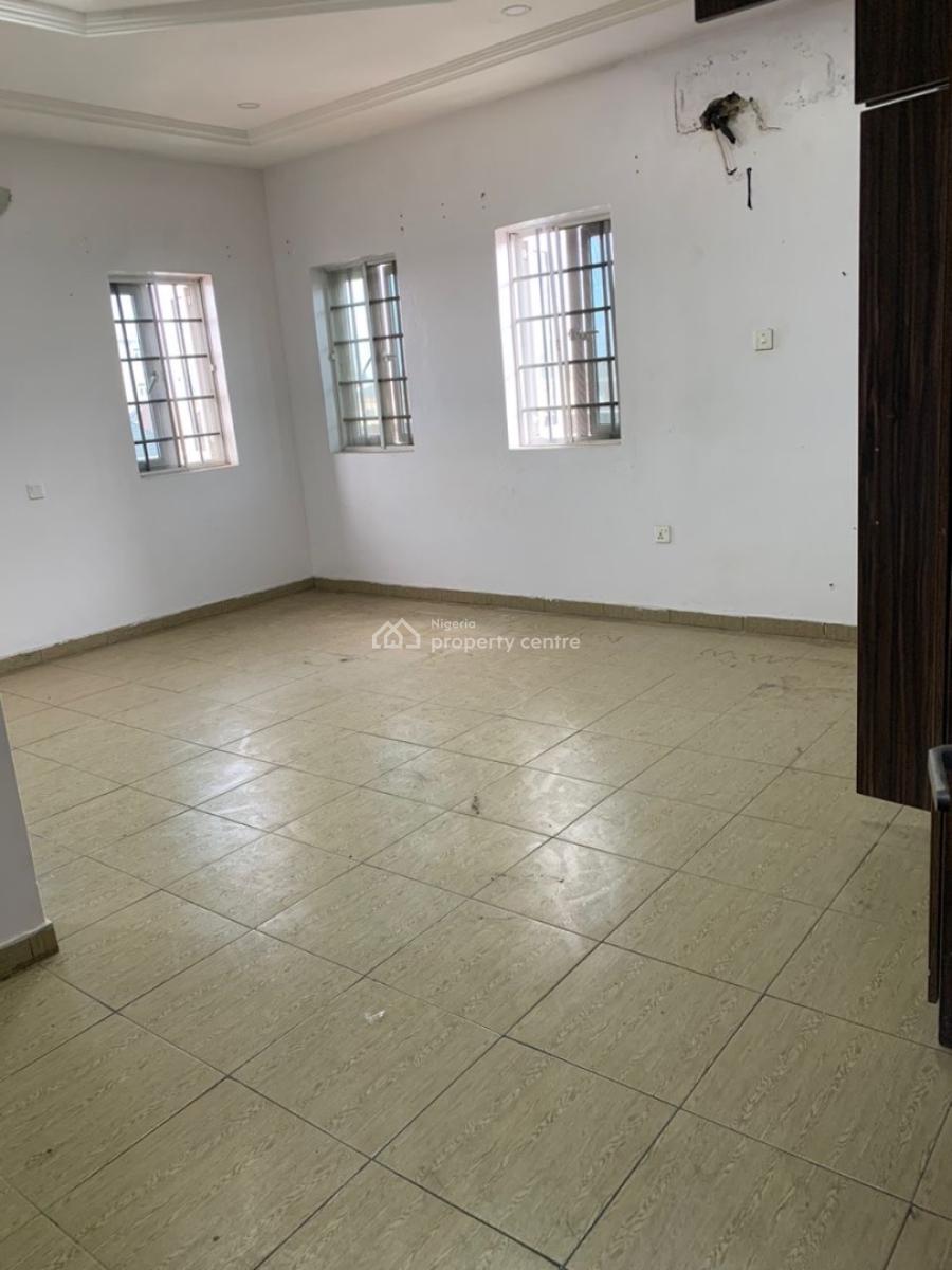 Spacious 3 Bedroom Apartment, Osapa, Lekki, Lagos, Flat / Apartment for Rent