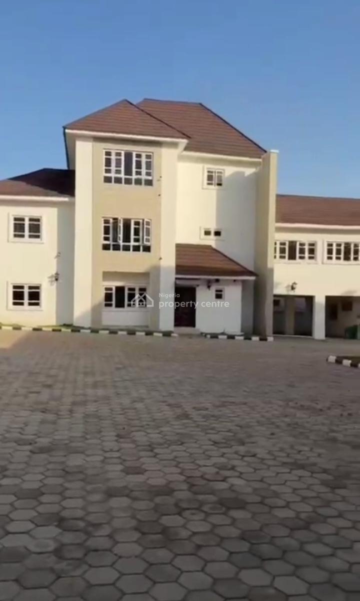 Mini Estate, Guzape District, Abuja, Commercial Property for Sale
