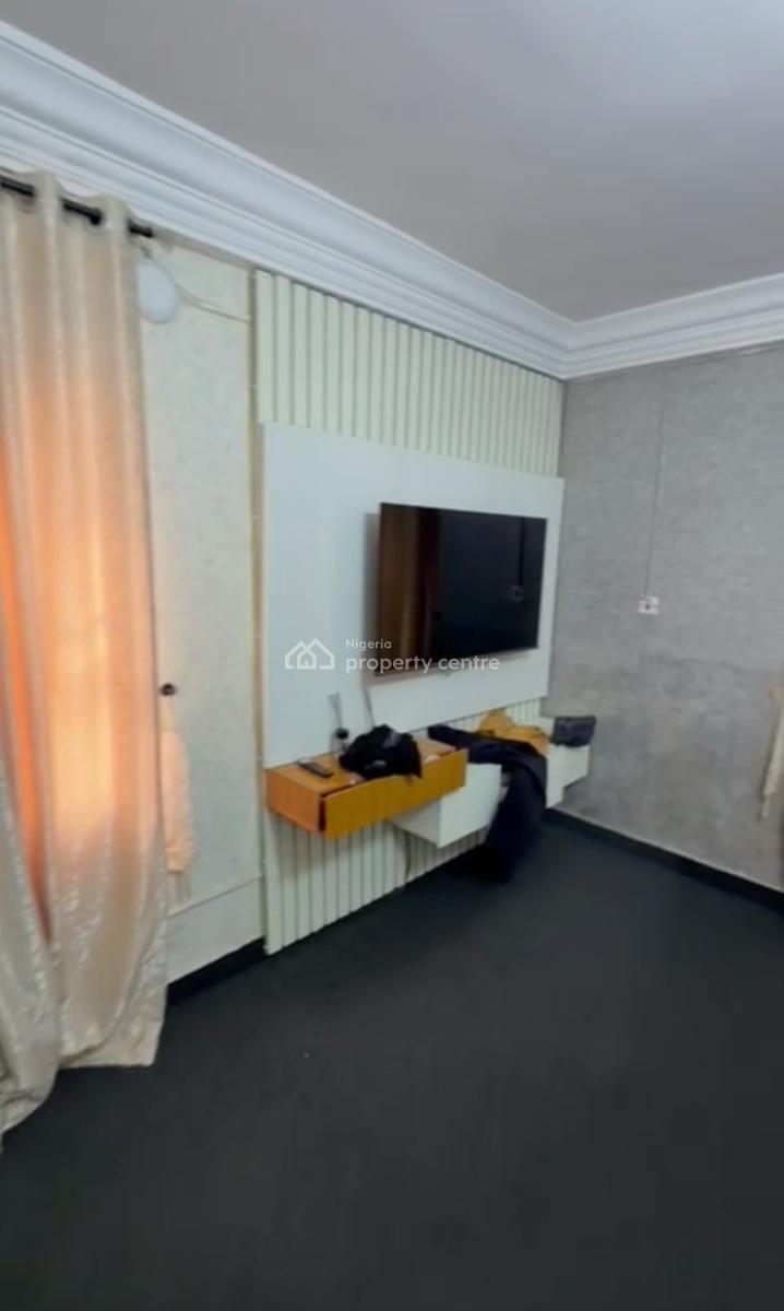 Luxury Spacious Standard 3 Bedroom Apartment  with Bq, Utako, Abuja, Flat / Apartment for Rent