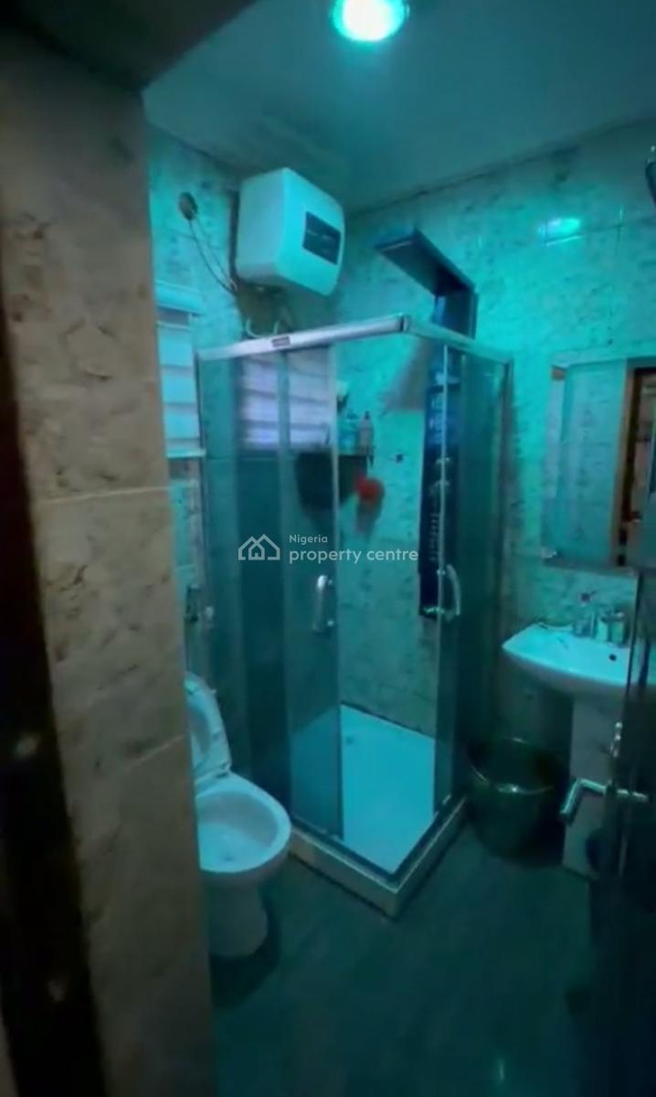 Luxury Spacious Standard 3 Bedroom Apartment  with Bq, Utako, Abuja, Flat / Apartment for Rent