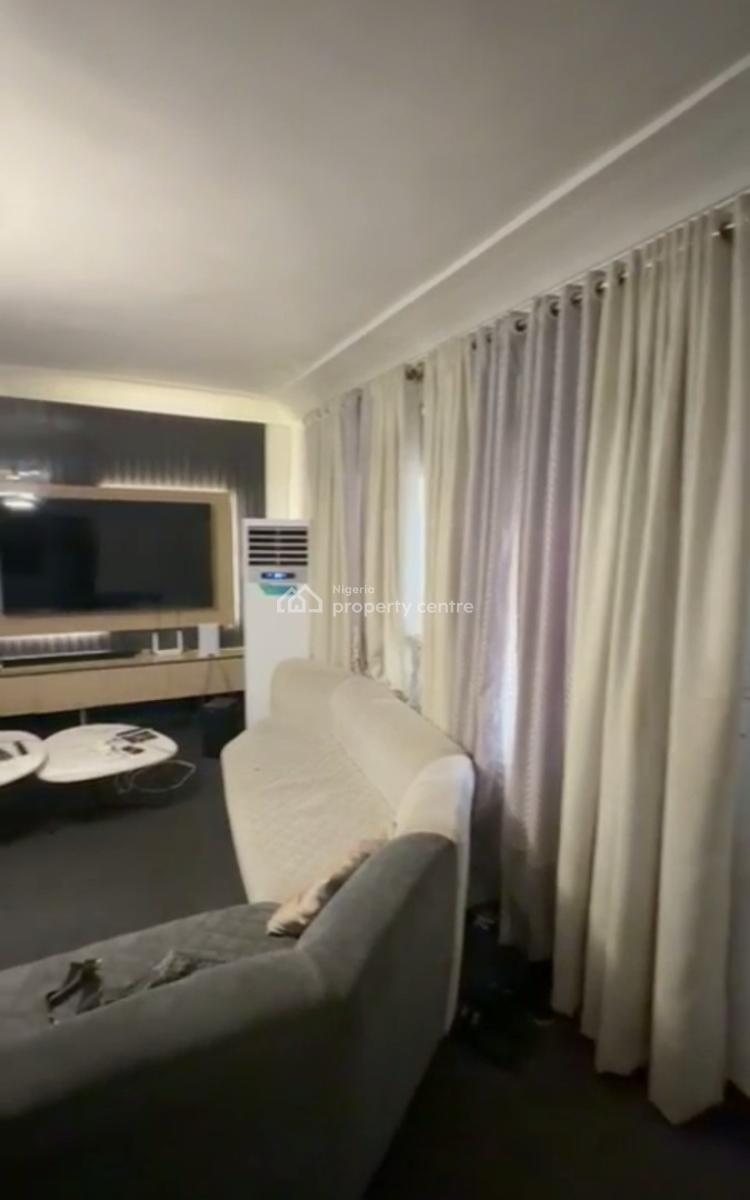 Luxury Spacious Standard 3 Bedroom Apartment  with Bq, Utako, Abuja, Flat / Apartment for Rent