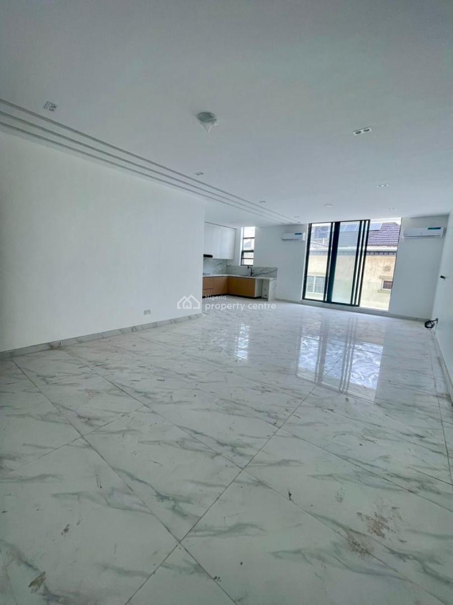 Exquisitely Built 3 Bedroom Apartment, Lekki Phase 1, Lekki, Lagos, Flat / Apartment for Sale