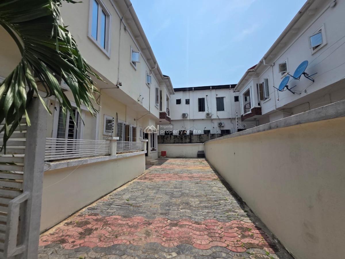 4 Bedrooms Semi Detached Duplex with Bq, Orchid Road, Lekki Phase 2, Lekki, Lagos, Semi-detached Duplex for Rent