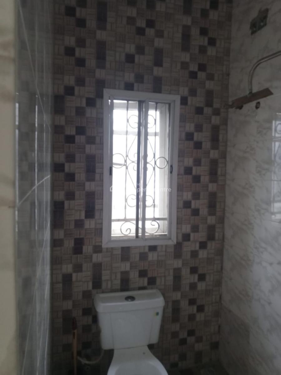 3 Bedroom Flat on Science Rd Unilag Estate Magodo Phase 1 Residential, Unilag Estate Magodo Phase 1, Gra Phase 1, Magodo, Lagos, Flat / Apartment for Rent
