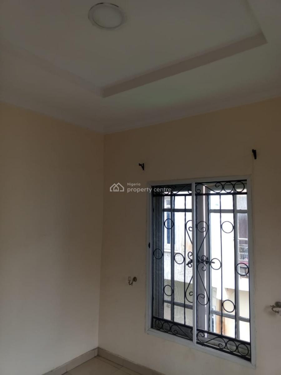 3 Bedroom Flat on Science Rd Unilag Estate Magodo Phase 1 Residential, Unilag Estate Magodo Phase 1, Gra Phase 1, Magodo, Lagos, Flat / Apartment for Rent