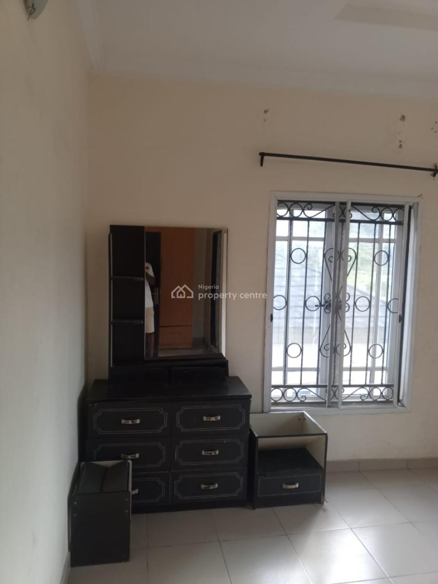3 Bedroom Flat on Science Rd Unilag Estate Magodo Phase 1 Residential, Unilag Estate Magodo Phase 1, Gra Phase 1, Magodo, Lagos, Flat / Apartment for Rent