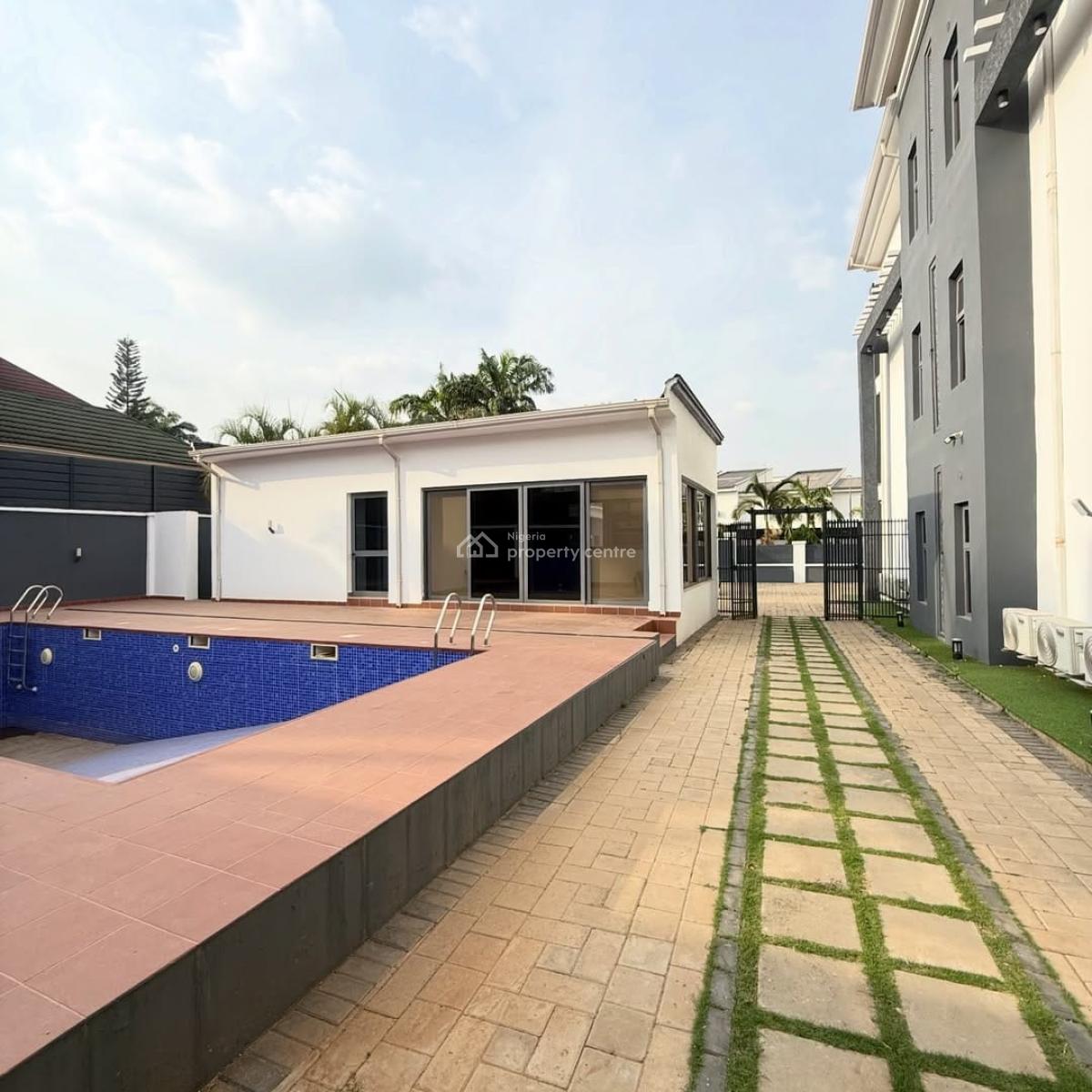 Stunning 3bedroom Fully Furnished Apartment,bq,pool,gym,24/7 Services, Serene and Well Secured Neighborhood, Katampe Extension, Katampe, Abuja, Flat / Apartment for Rent