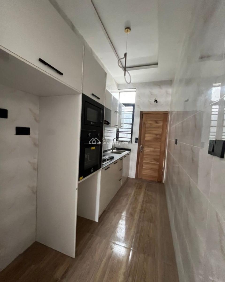 Lovely 4 Bedroom Terrace Duplex with Bq, Chevron, Lekki, Lagos, Terraced Duplex for Sale