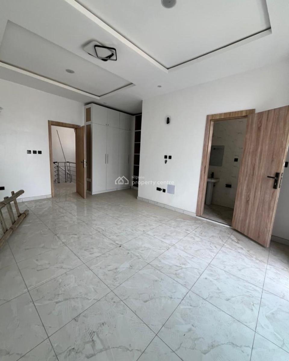 Lovely 4 Bedroom Terrace Duplex with Bq, Chevron, Lekki, Lagos, Terraced Duplex for Sale