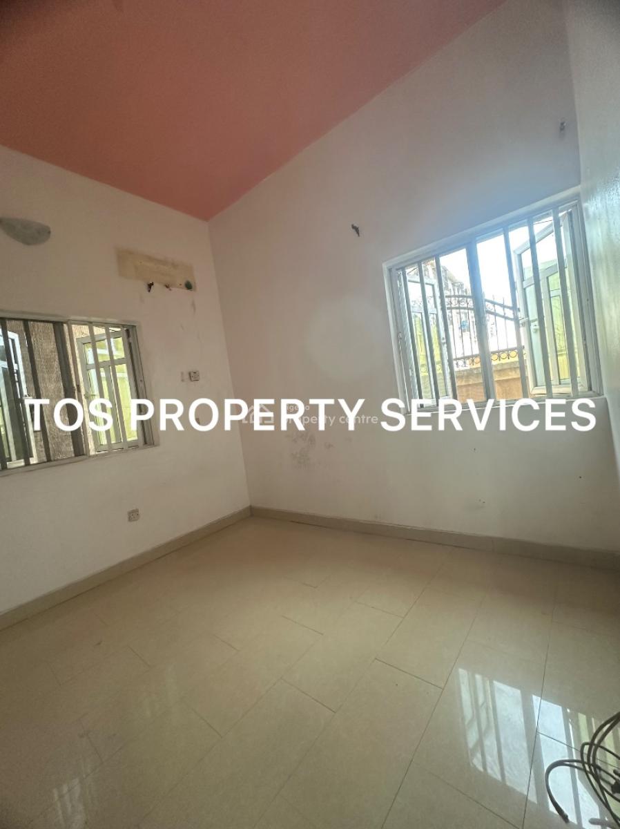 Spacious 3 Bedroom Flat + Balconies, in a Nice & Serene Neighborhood, Yaba, Lagos, Flat / Apartment for Rent
