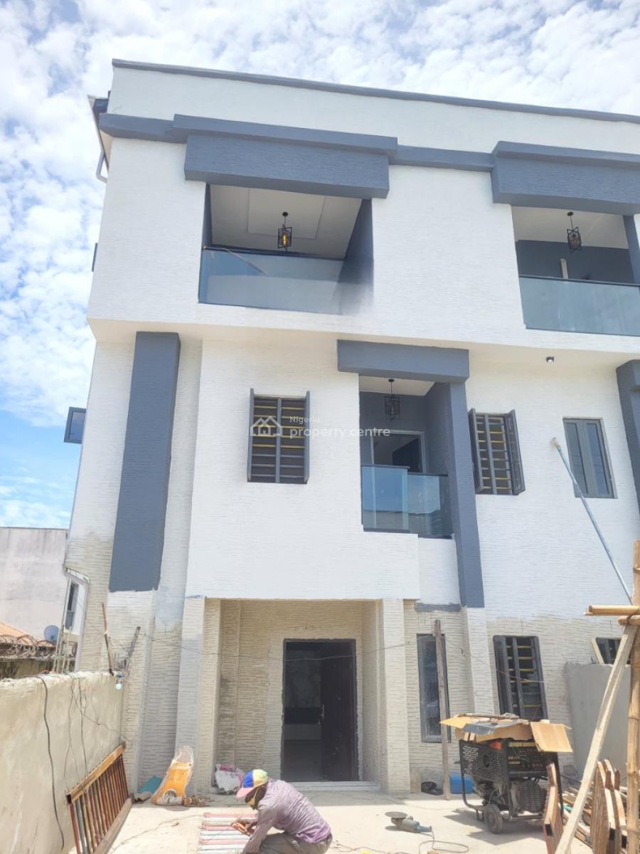 Clean 1 Bedroom Flat, Orchid Road, Lekki, Lagos, Mini Flat (room and Parlour) for Sale