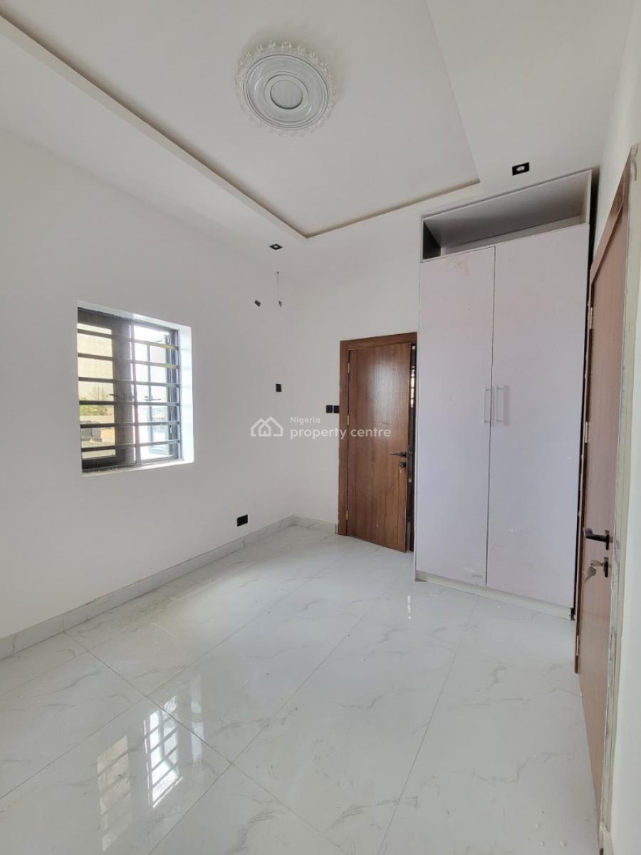 Clean 1 Bedroom Flat, Orchid Road, Lekki, Lagos, Mini Flat (room and Parlour) for Sale