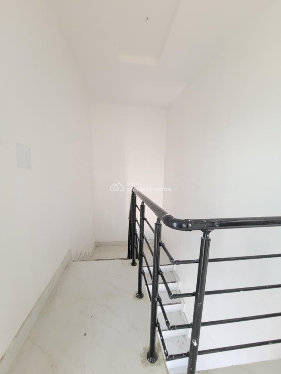Clean 1 Bedroom Flat, Orchid Road, Lekki, Lagos, Mini Flat (room and Parlour) for Sale