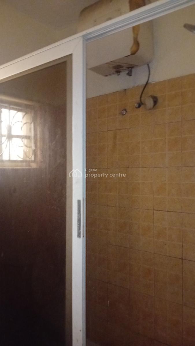 Newly Renovated 3bedroom Apartment, 6 Linus Emmanuel Street, Sunny Estate, Ado, Ajah, Lagos, Flat / Apartment for Rent