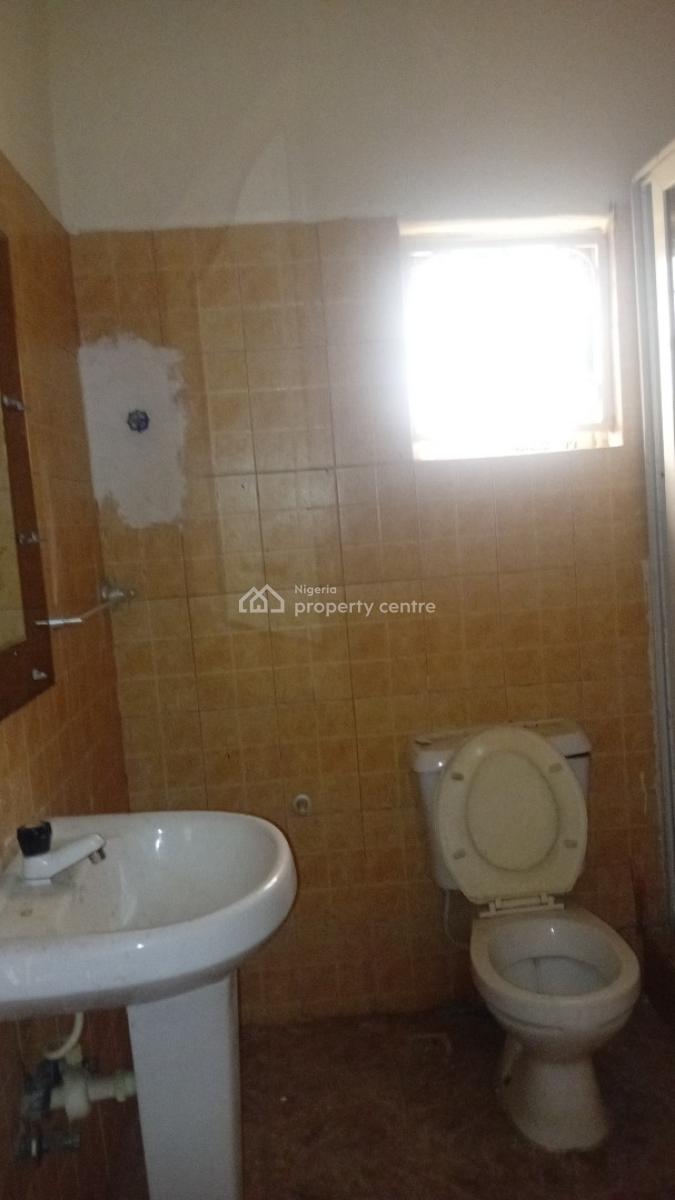 Newly Renovated 3bedroom Apartment, 6 Linus Emmanuel Street, Sunny Estate, Ado, Ajah, Lagos, Flat / Apartment for Rent